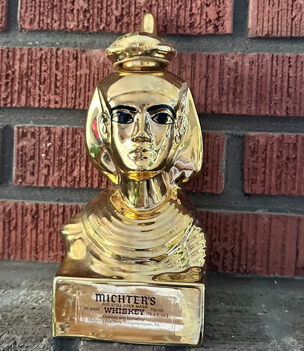 Vtg “Rare” Goddess Selket Decanter
