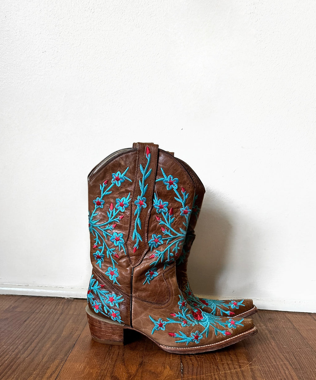 Y2K Women’s Leather & Embroidered Old Gringo Boots | Size: 8